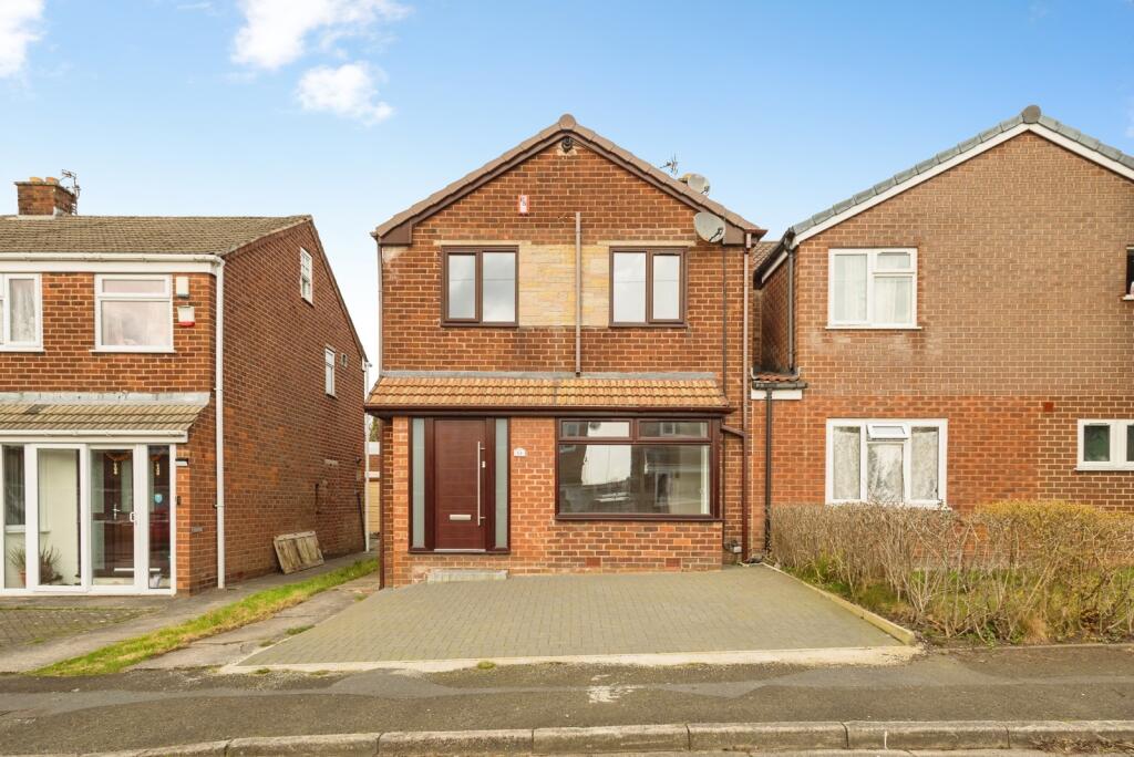 Main image of property: Carlisle Crescent, Ashton-under-Lyne, Greater Manchester, OL6