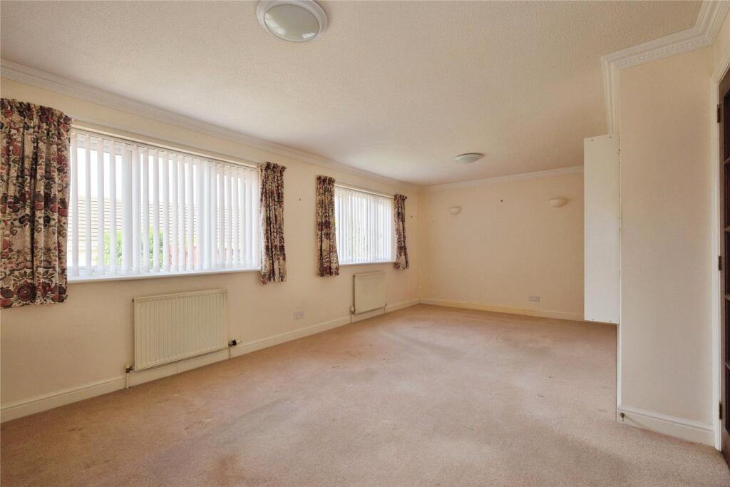 House in Truro - View 3