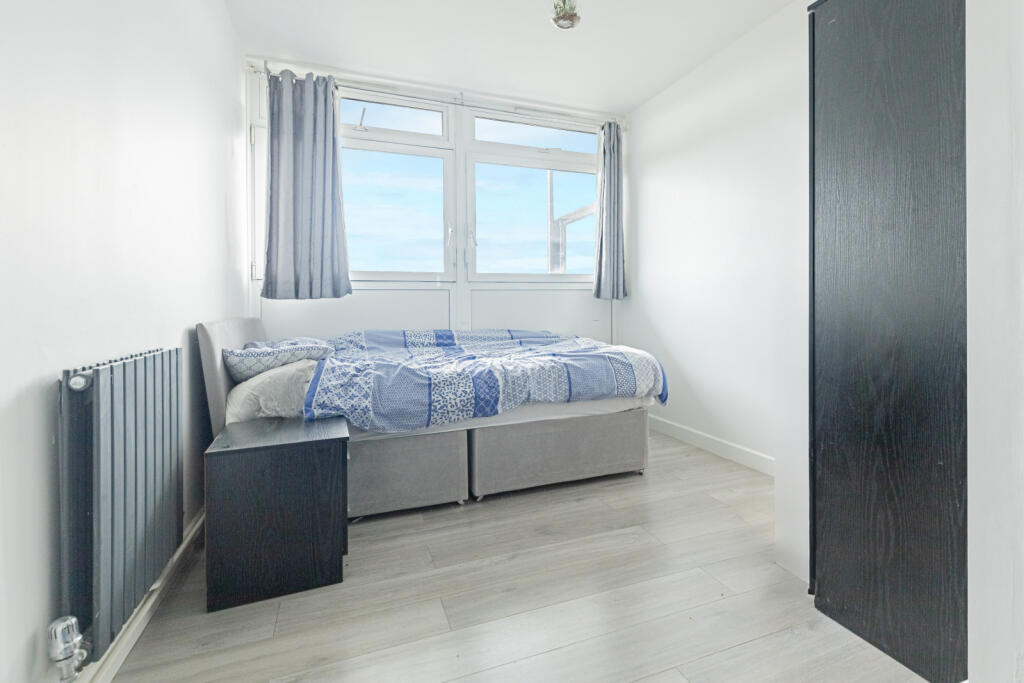 Apartment in London - View 3