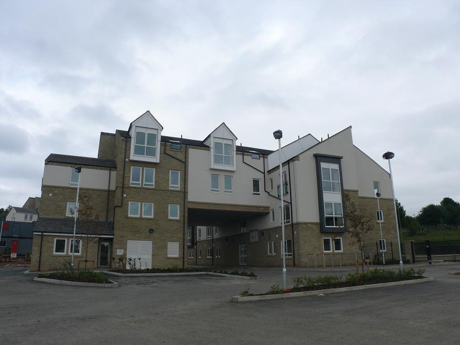 Apartment in Bradford - More
