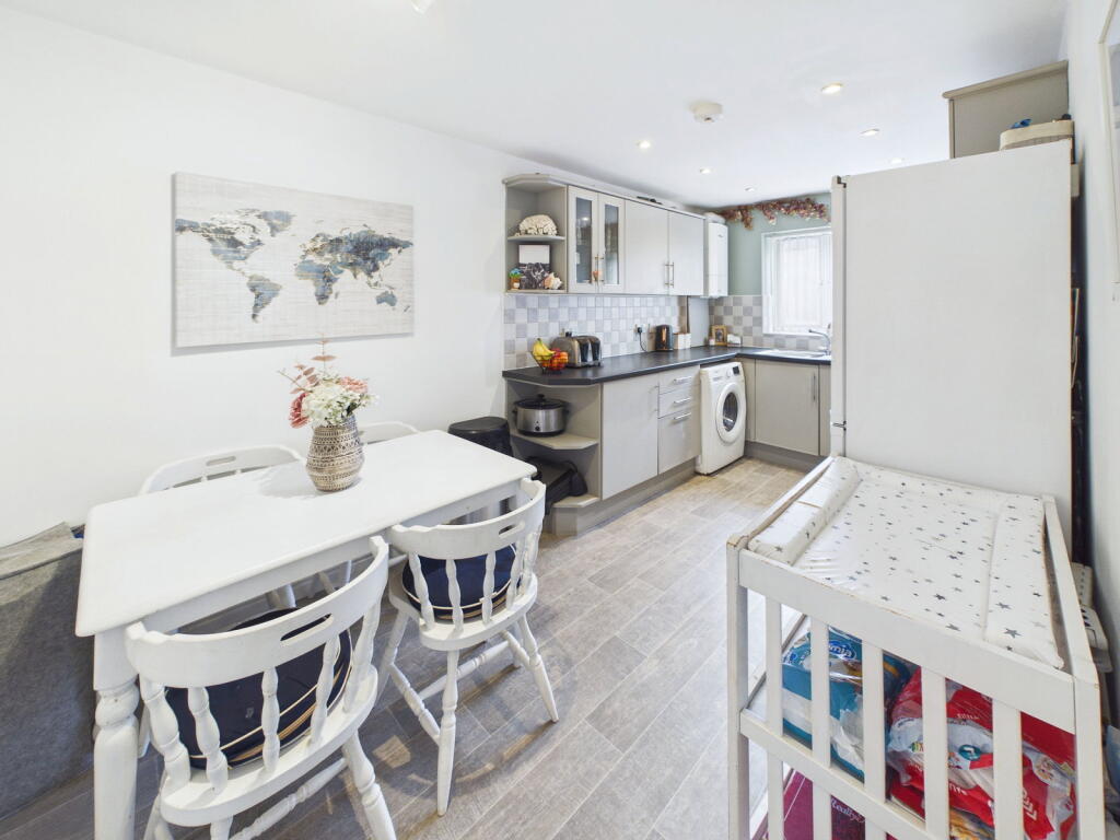 House in Torquay - More