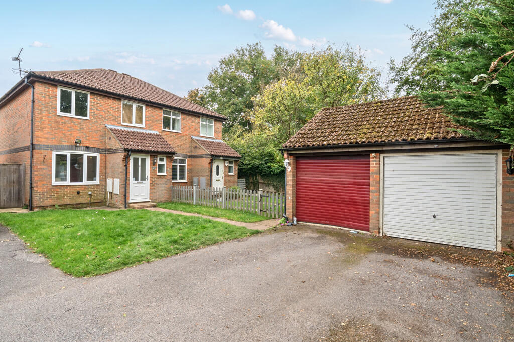 Main image of property: Maskell Way, Farnborough, GU14