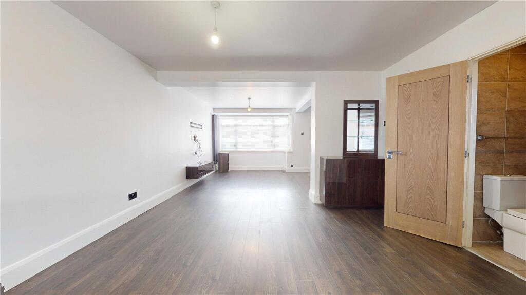 Main image of property: Hoppet Lane, Droylsden, Manchester, M43
