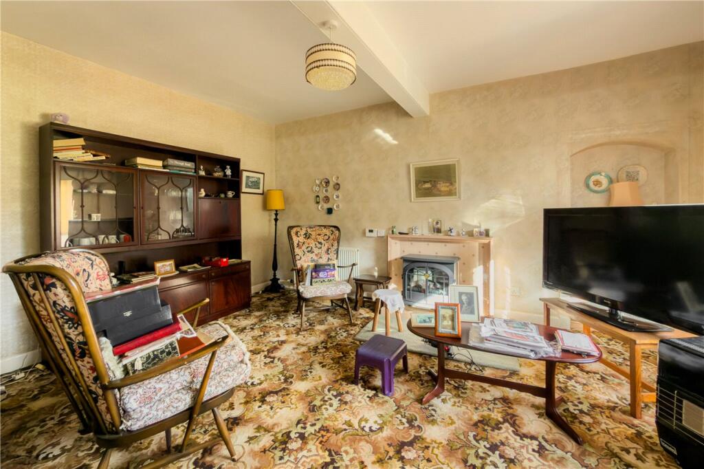 House in Perth - More
