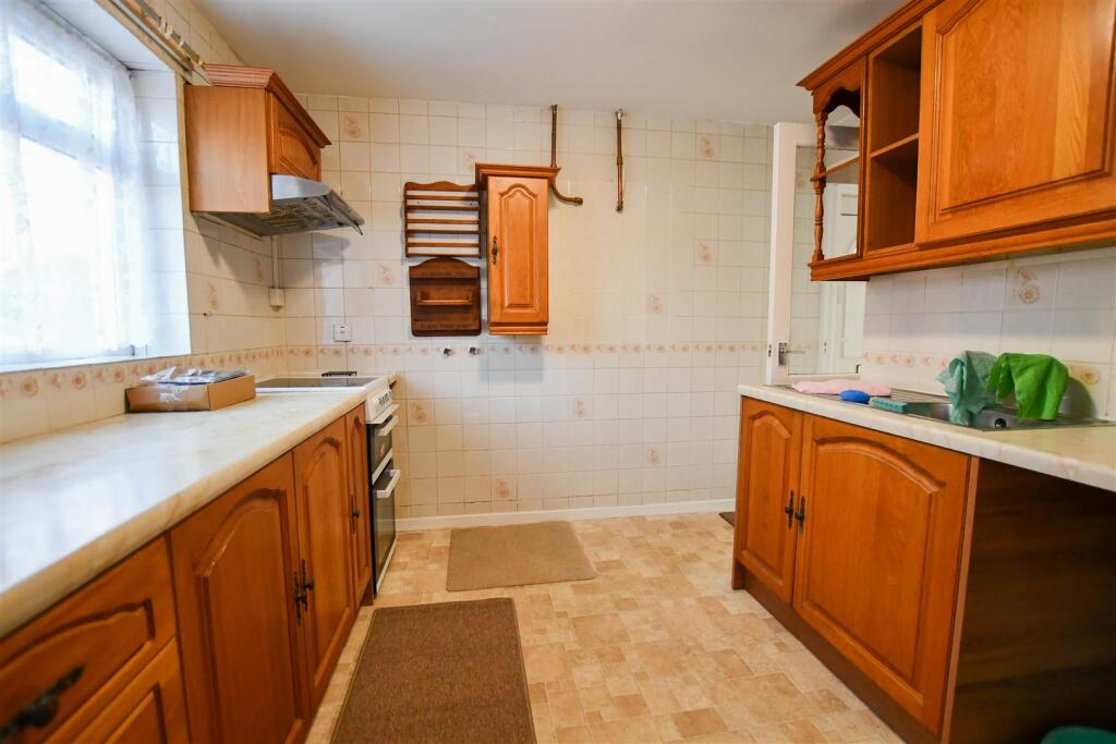 House in West Suffolk, Red Lodge - View 4