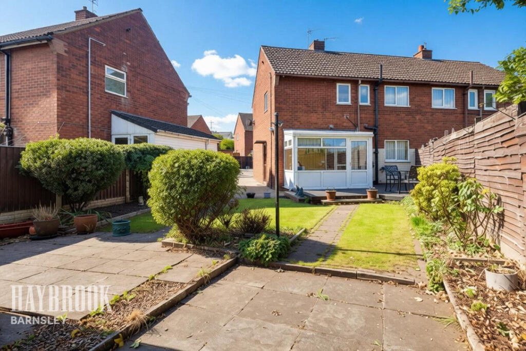 House in Rotherham, Brampton Bierlow - View 2