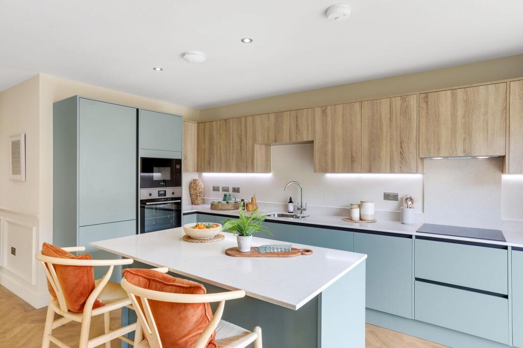 House in Mansfield, Nottinghamshire - View 5