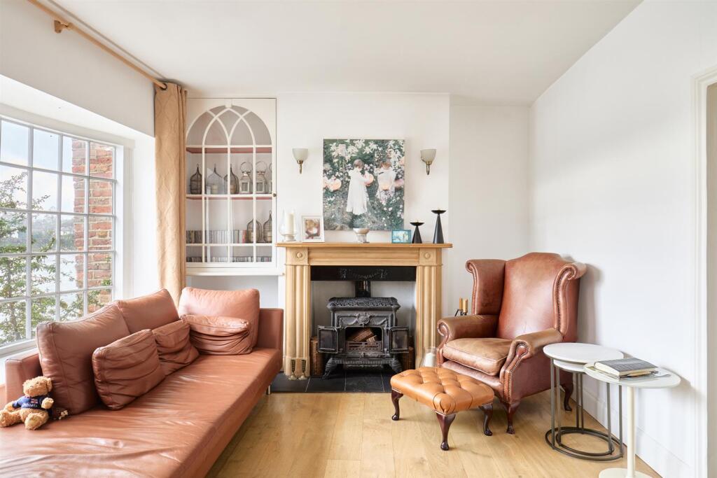 House in London - View 3