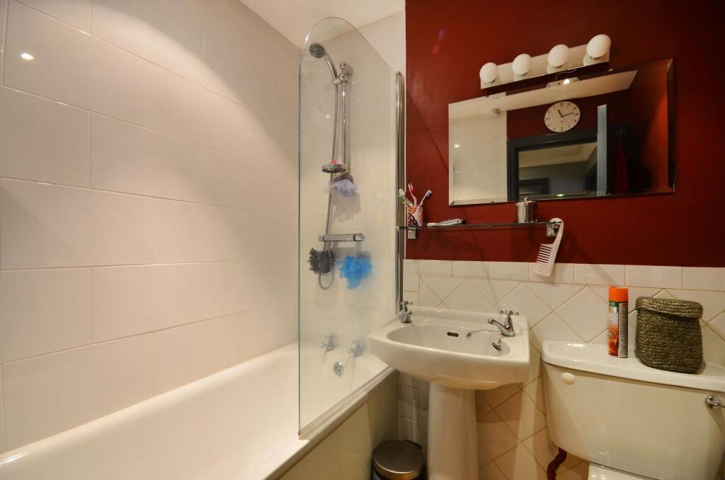 Apartment in London, South Kensington - More