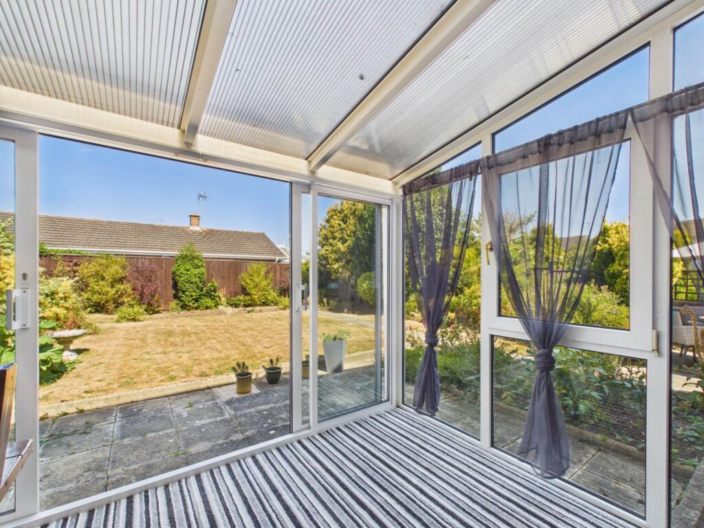 House in Aylesbury, Broughton - More