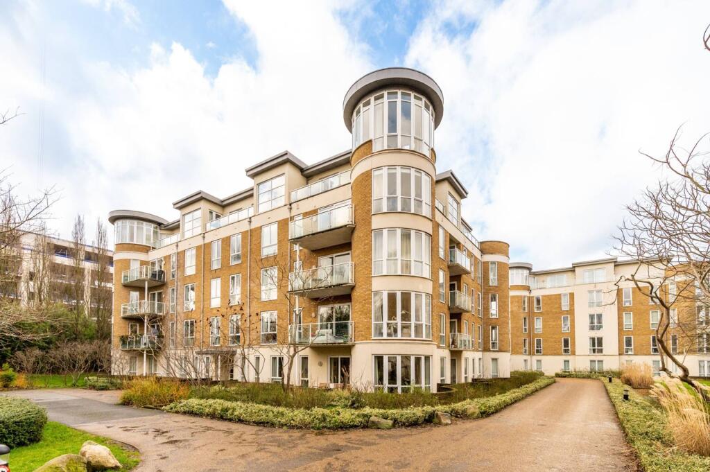 Main image of property: Melliss Avenue, Kew, Richmond, TW9