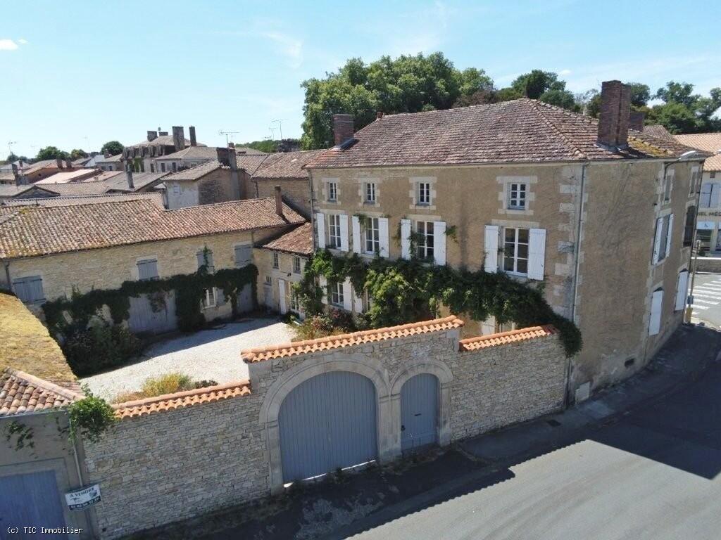 Main image of property: Champagne-Mouton, Poitou-Charentes, 16350, France