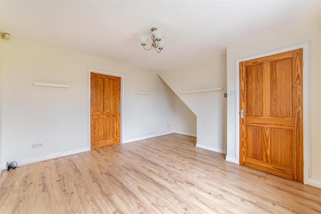 House in North Tyneside, North East - View 4