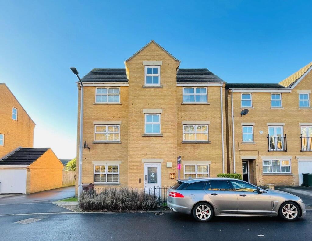 Additional image 7 of Alred Court, Bradford, West Yorkshire, BD4