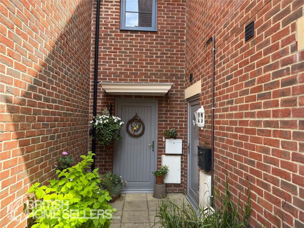 Main image of property: Lyric Place, Lymington, Hampshire, SO41