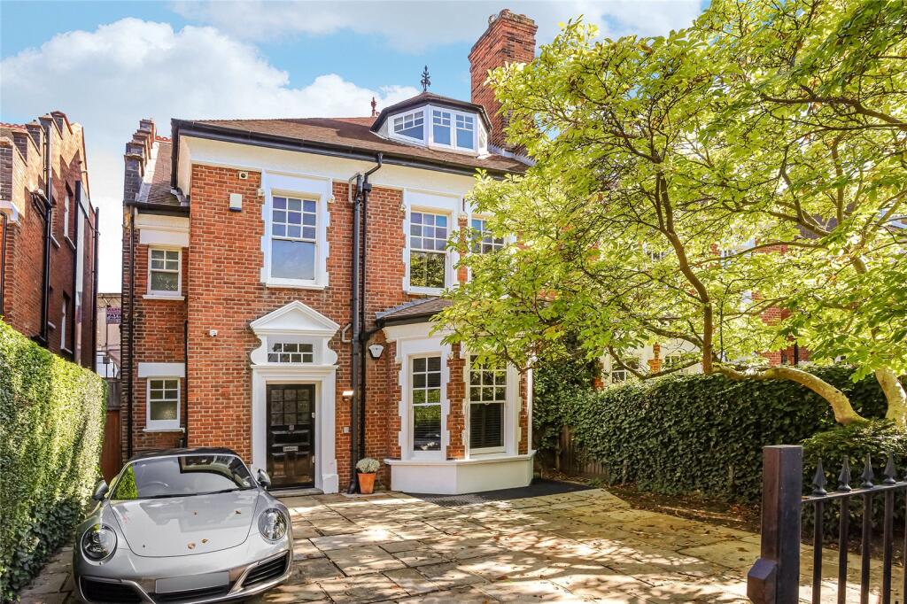 Main image of property: Dukes Avenue, London, W4