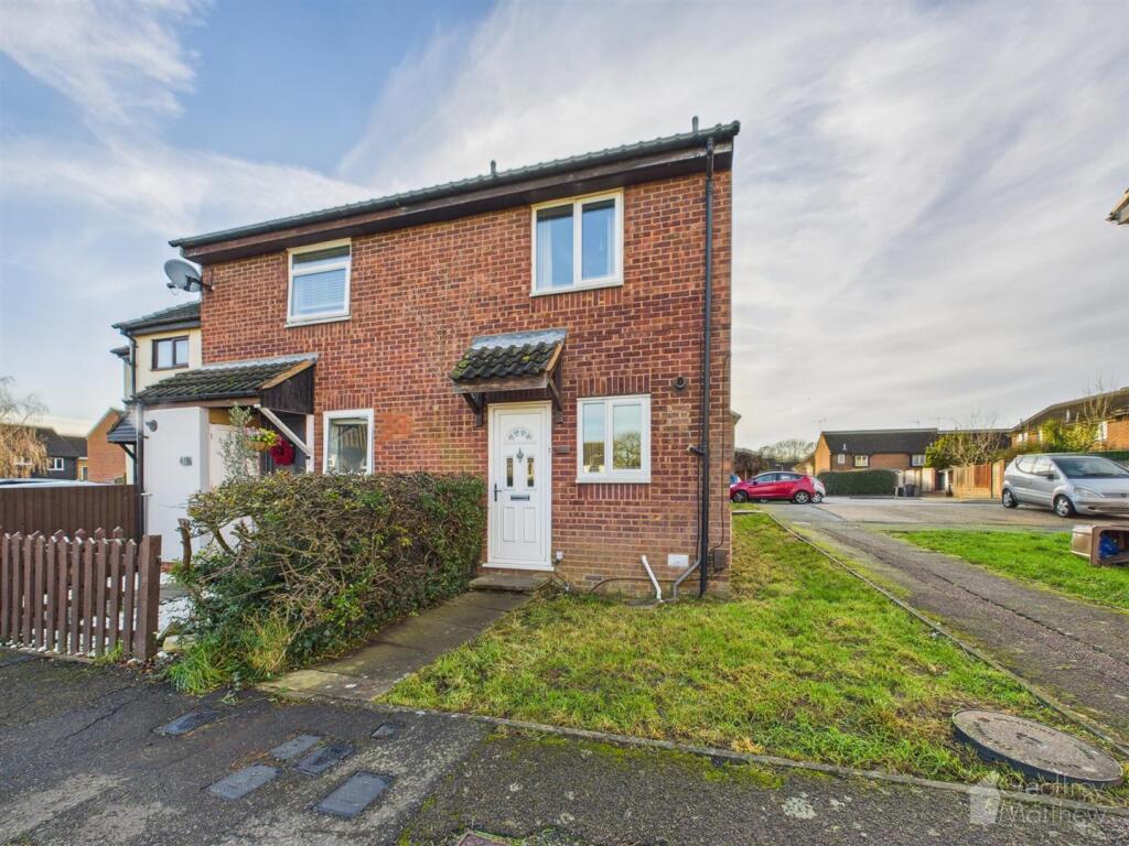 Main image of property: Parishes Mead, Stevenage