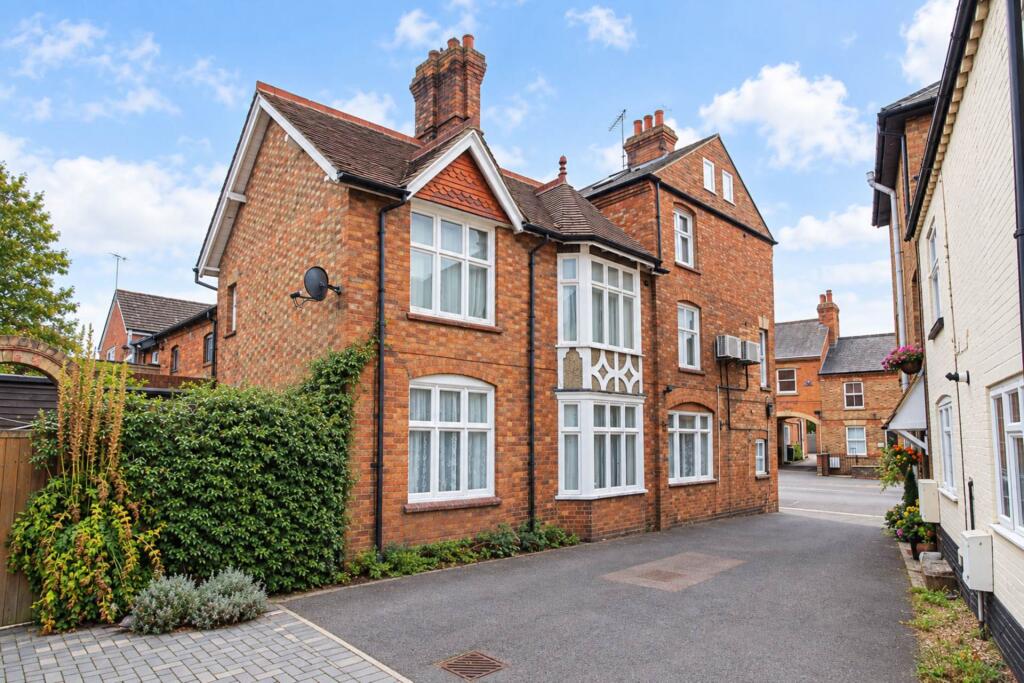 Main image of property: High Street, Winslow