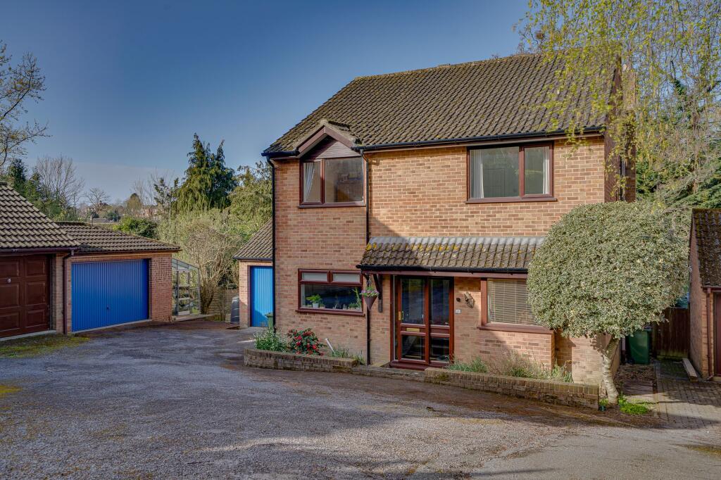 Main image of property: Oakmount Avenue, Chandler's Ford, SO53