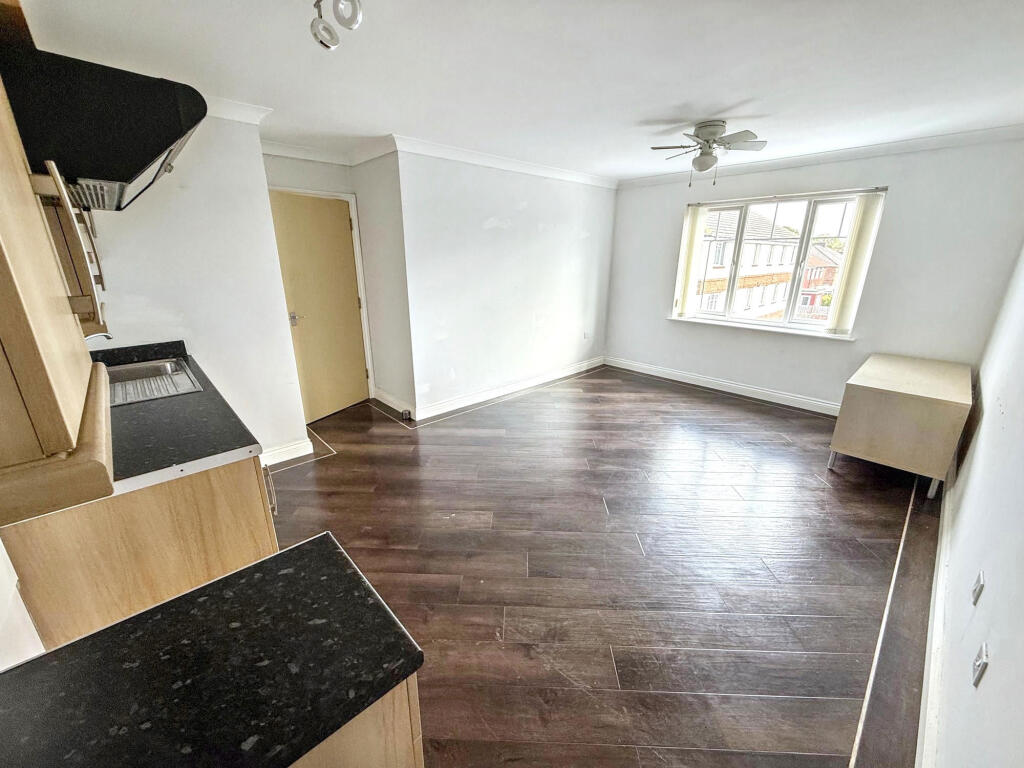 Apartment in Stockton-on-Tees - View 4