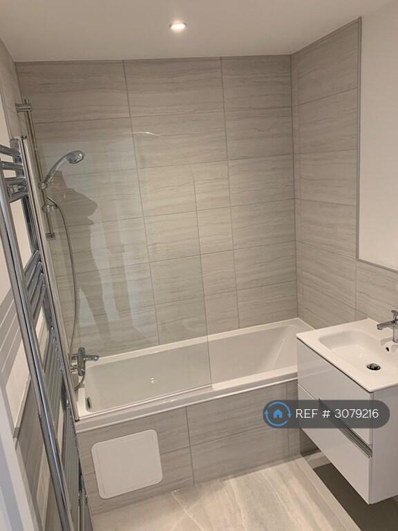 Apartment in Skipton, New Town - More