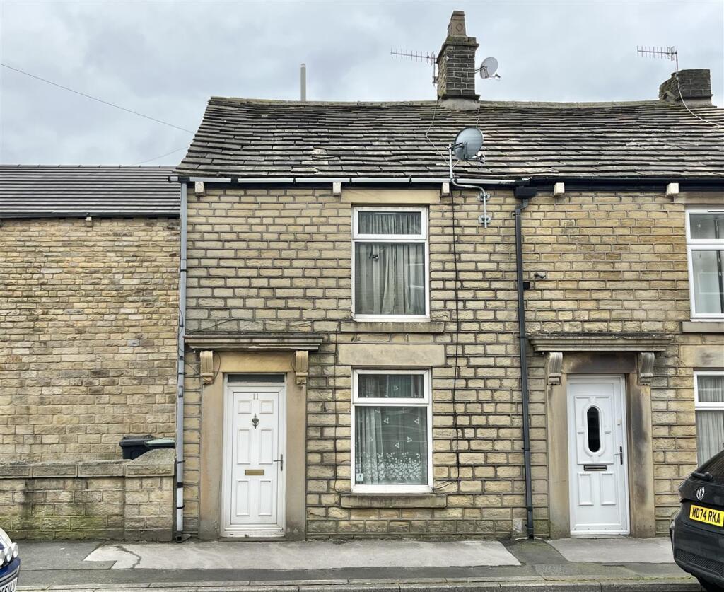Main image of property: Charlestown Road, Glossop