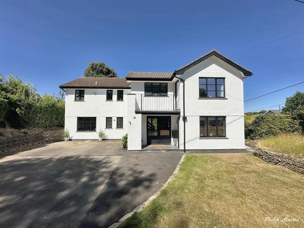 Main image of property: ROSELAND PENINSULA