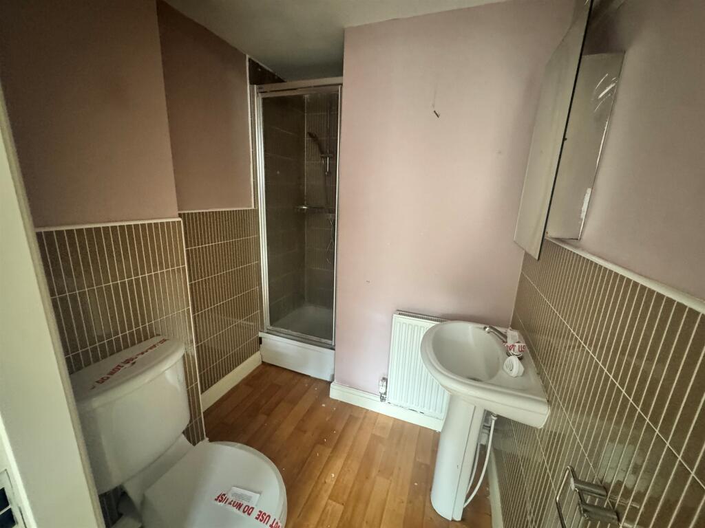 House in Kingston upon Hull, Bransholme - View 4