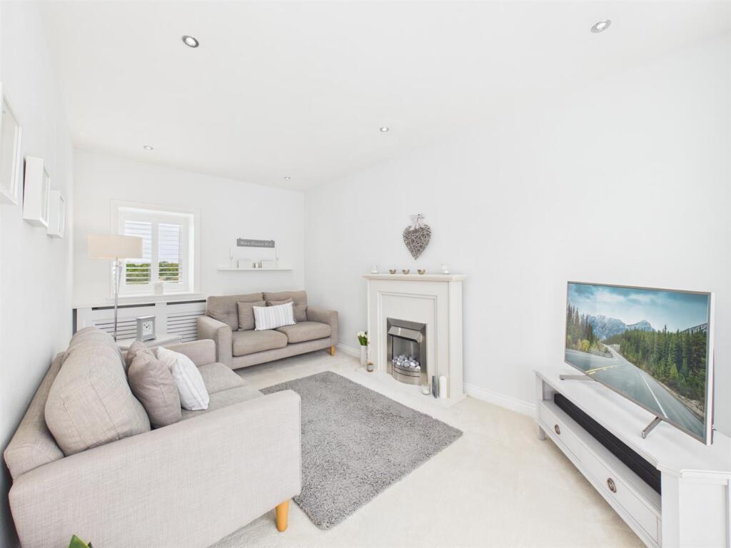 House in North Tyneside, North East - View 2