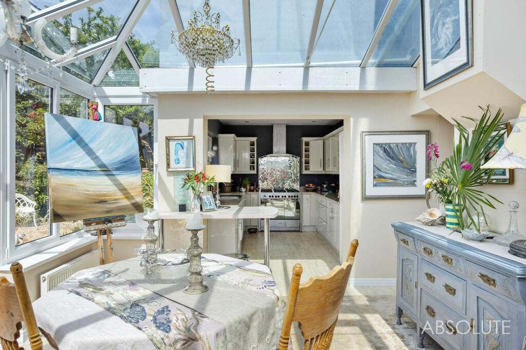House in Torquay - More
