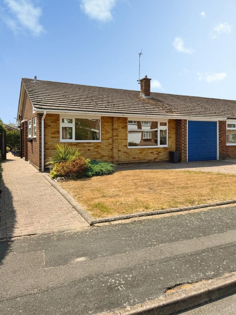 Main image of property: Avon Close, Farnborough, Hampshire, GU14