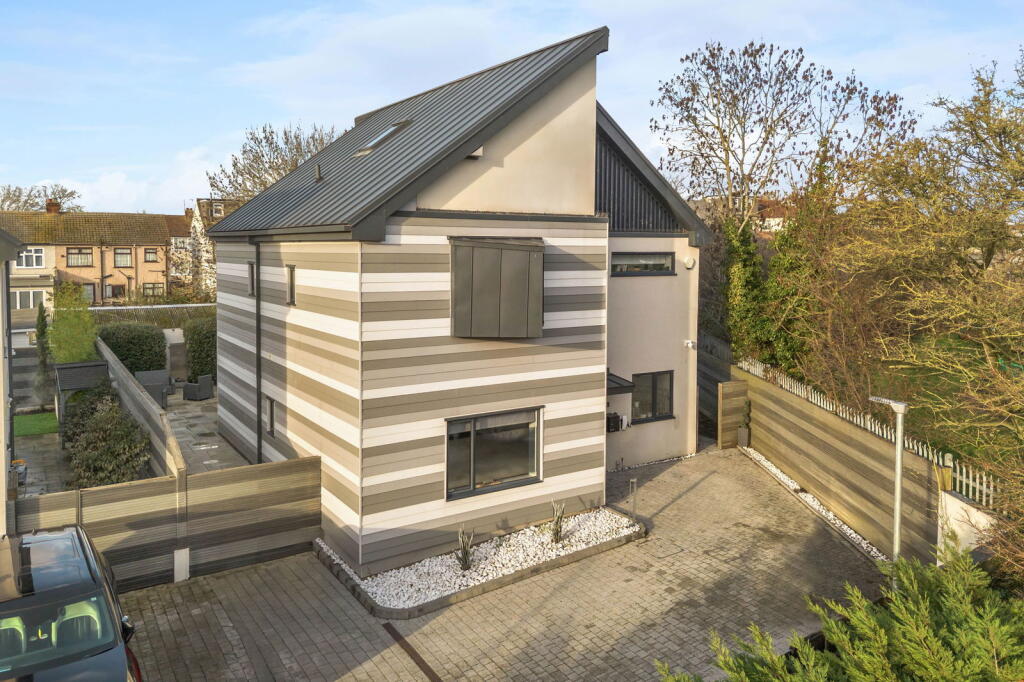 Main image of property: Basi Close, Hornchurch RM11