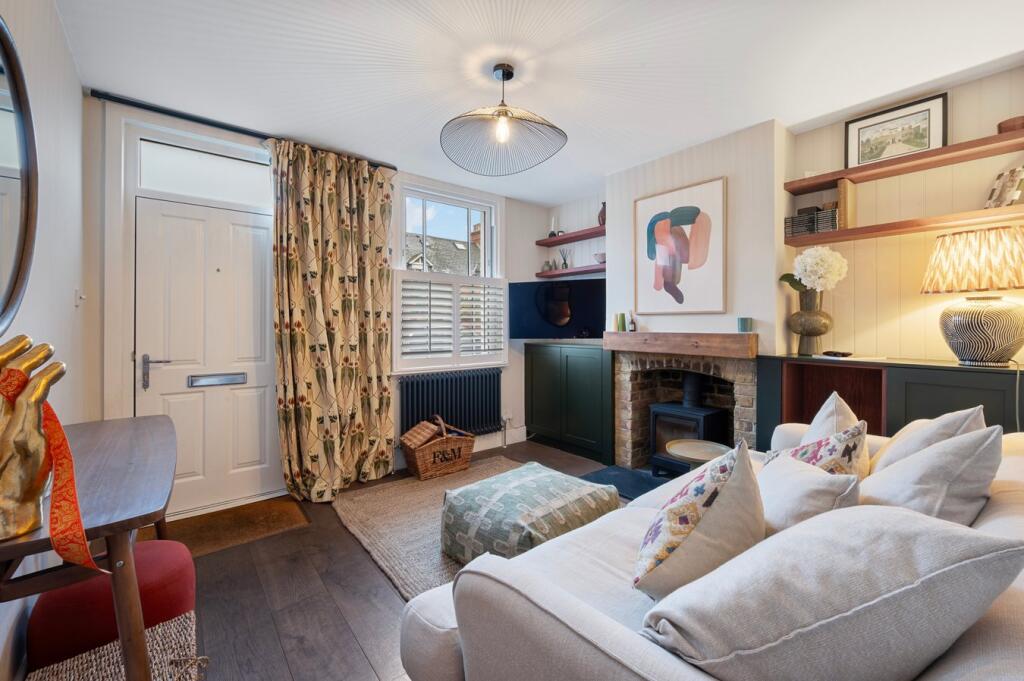 New Road, Weybridge, KT13 photo 3