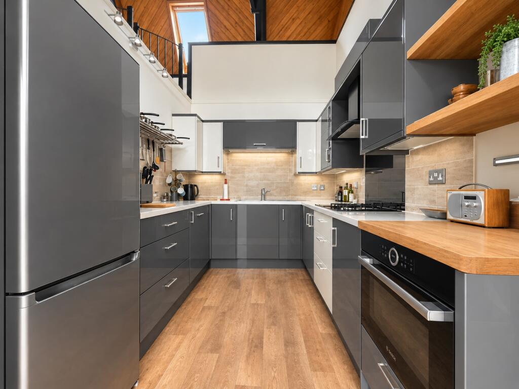 Apartment in Clevedon, Walton Park - More