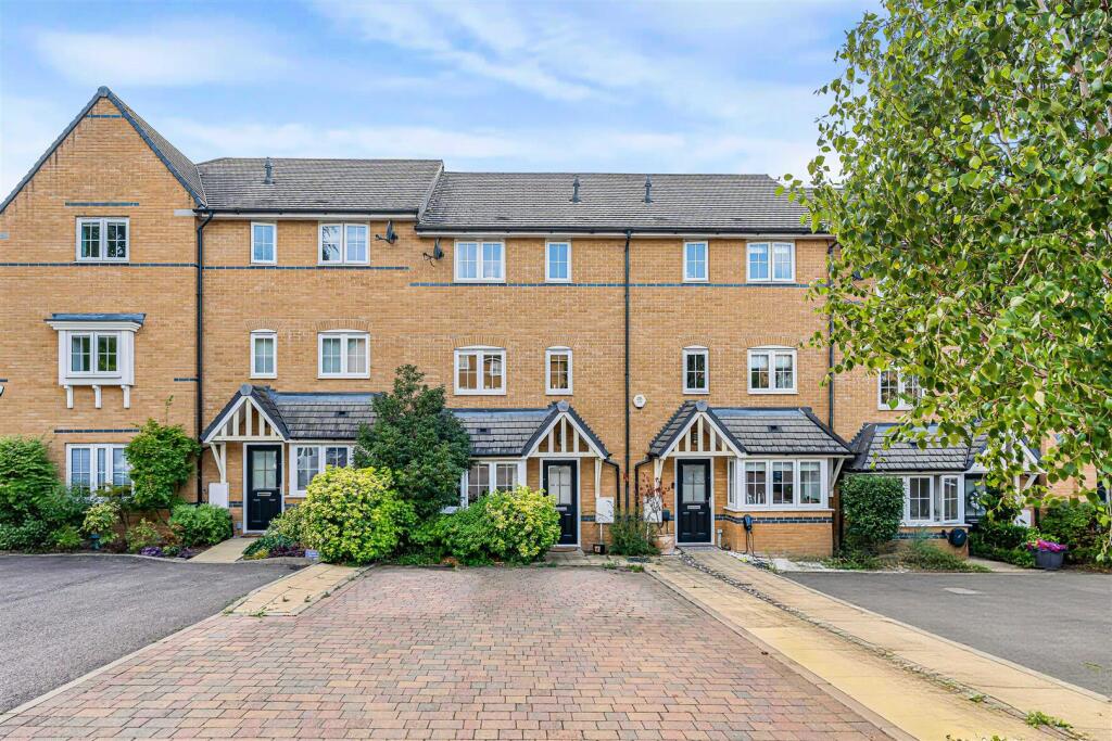 Main image of property: Gallows Way, Hertford