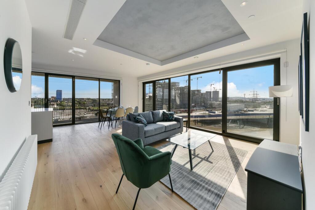Main image of property: Corson House, London City Island, London, E14