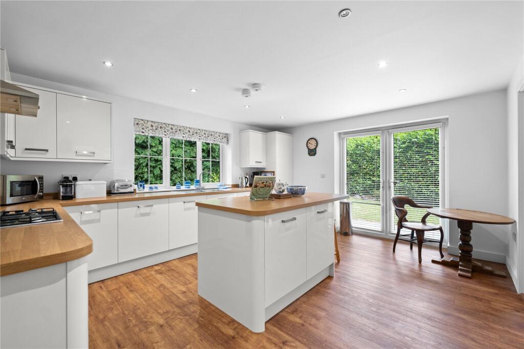House in Gedling, Ravenshead - View 3