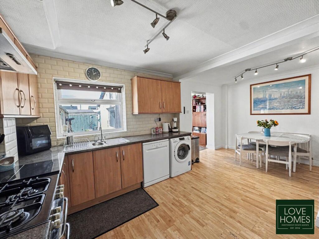 House in Wyre, Catterall - View 4