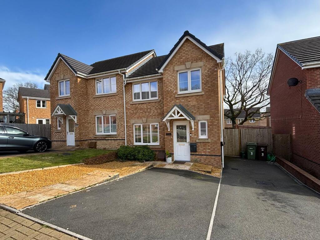 Main image of property: Ffordd Penallta, Gellihaf, NP12