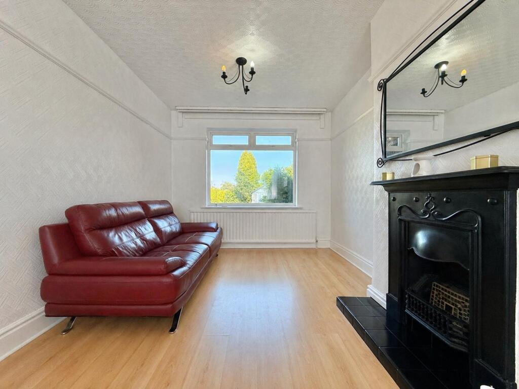 House in Tameside, Denton - View 5