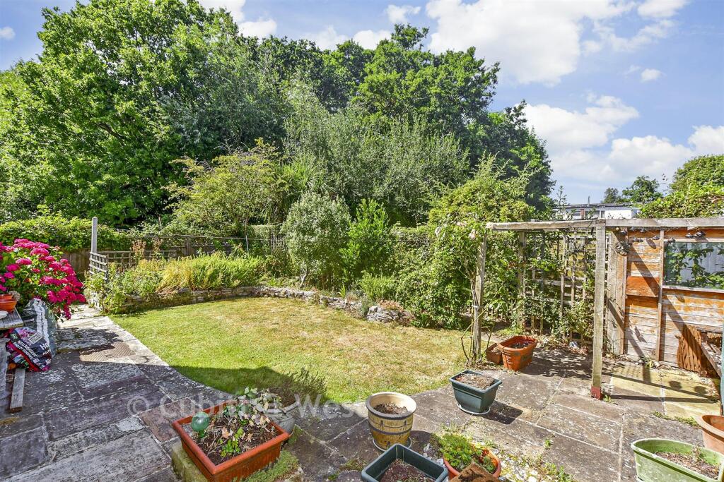 Maisemore Gardens, Emsworth, Hampshire - View 3