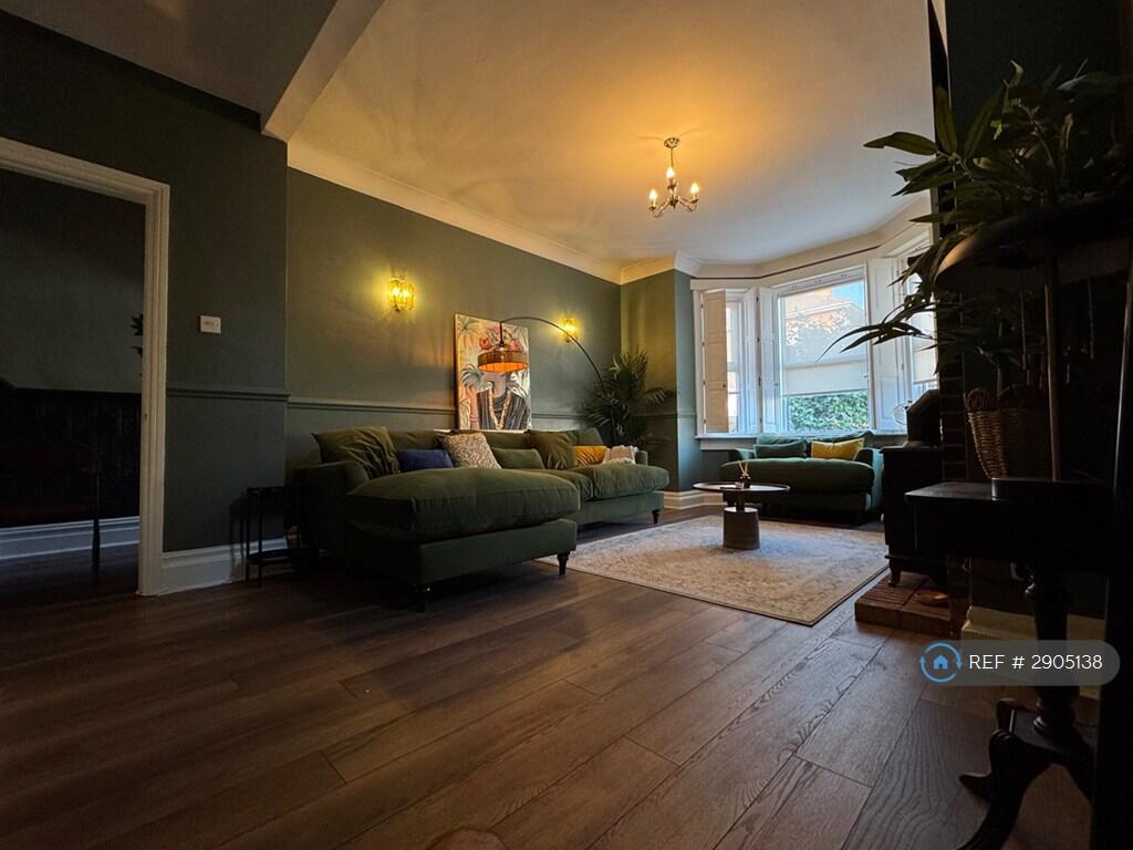 Main image of property: West Road, Southampton, SO19