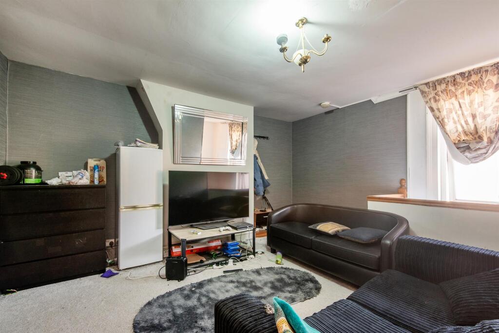 House in Preston, Bamber Bridge - More