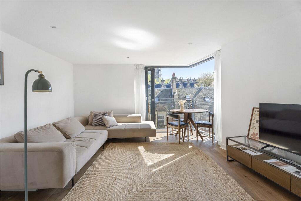 Apartment in Edinburgh, Haymarket, West End - View 3