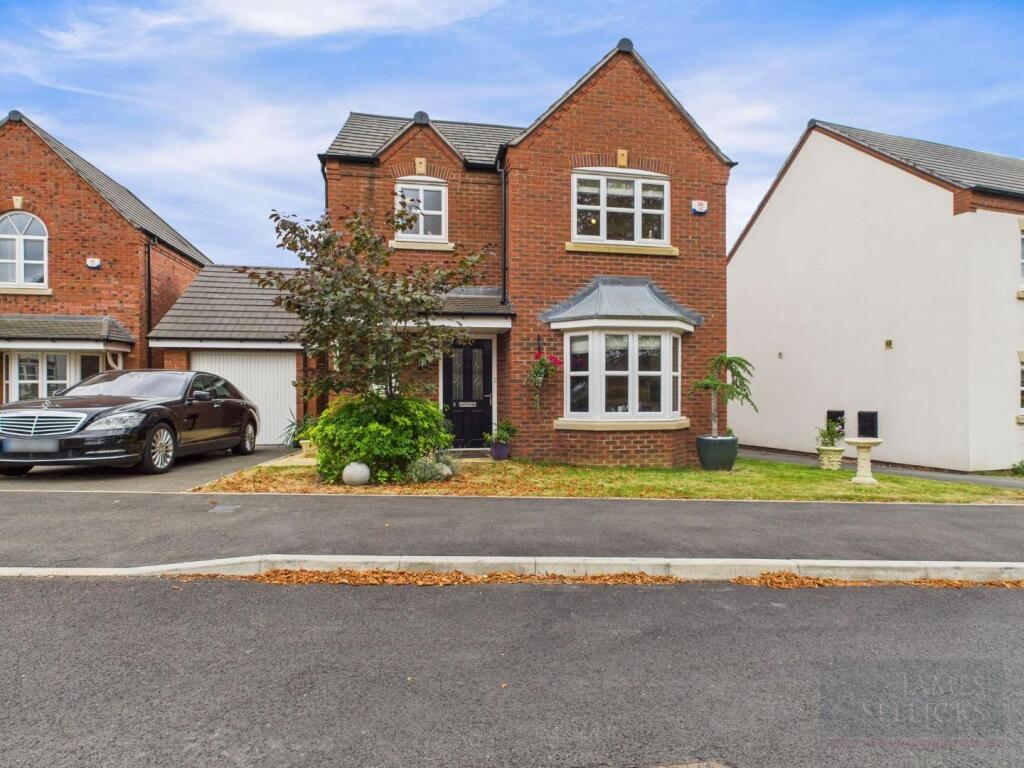 3-bed detached on Morcom drive, Aylestone, Leicester, £385,000