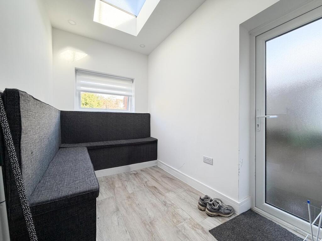 House in Cardiff, Cathays - View 5