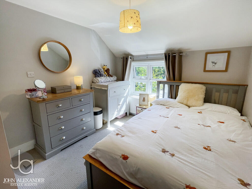 House in Braintree, Kelvedon - View 5