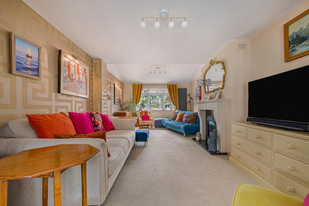 House in Bromley - View 5