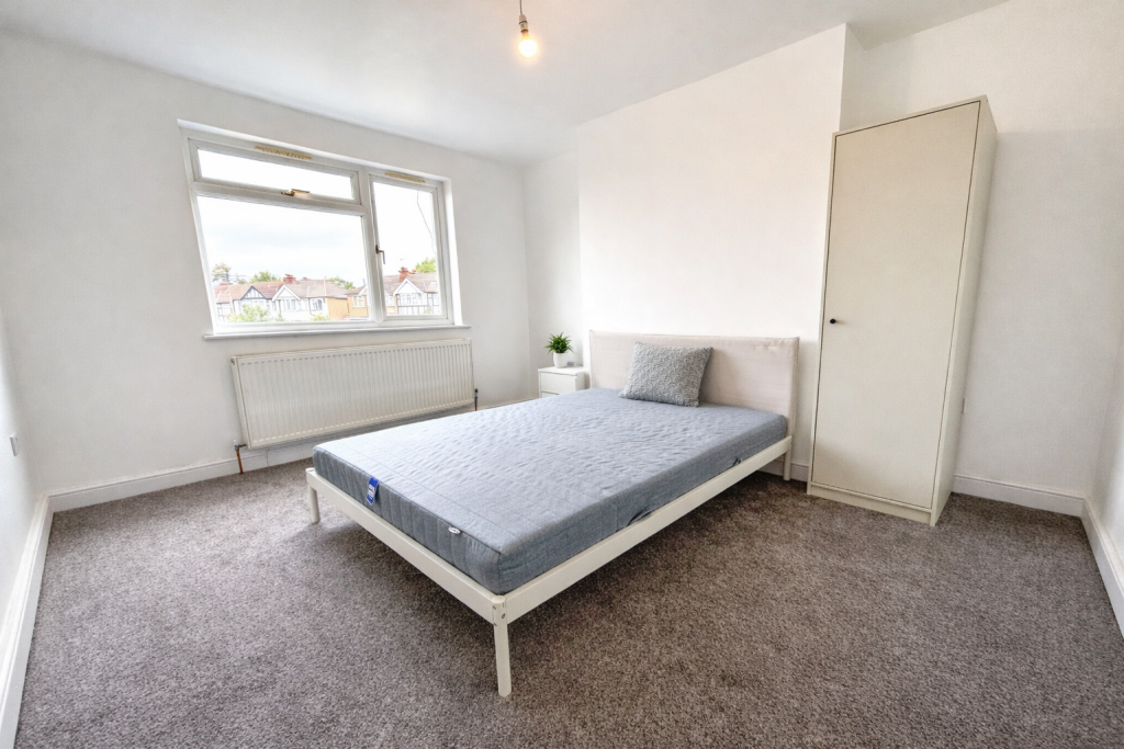 Main image of property: Kings Road, Harrow, Greater London, HA2 9LG