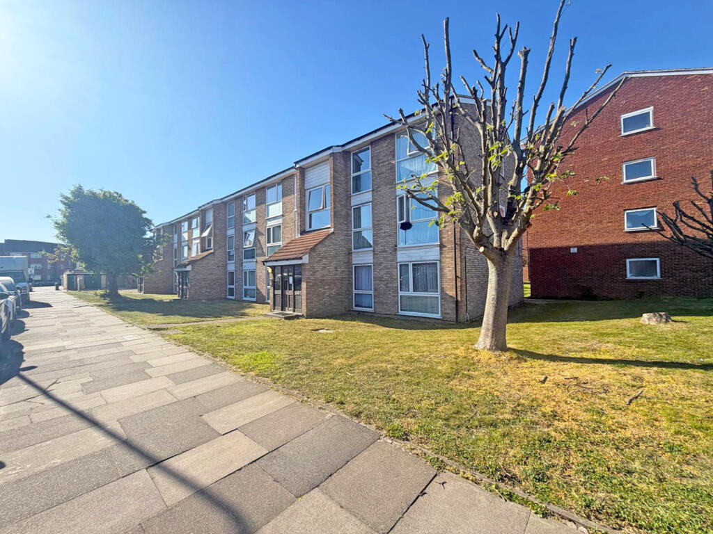 Main image of property: Lynn Road, Ilford, Essex, IG2